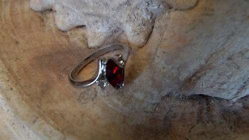 STUNNING NATURAL RUBY 925 STERLING SILVER RING