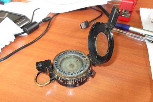 T.G . Co Ltd 1942 MK III compass No B146557 70 YEARS old and still batting