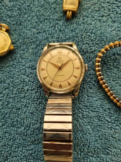 Antique collection of watches