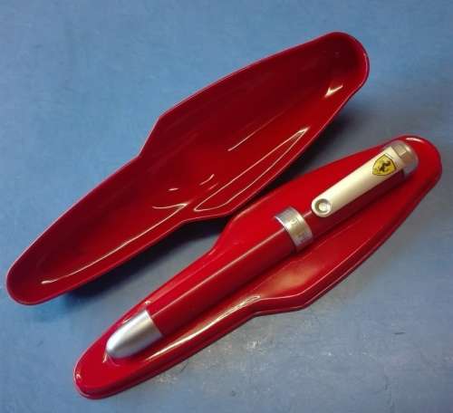 FERRARI OFFICAL LICENSED FOUNTAIN PEN IN TIN - ARTENA