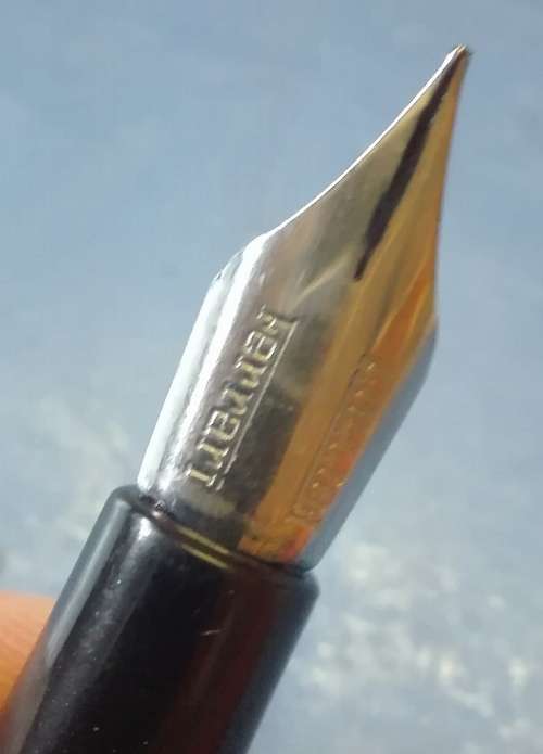 FERRARI OFFICAL LICENSED FOUNTAIN PEN IN TIN - ARTENA