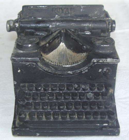 OLD DESKTOP ADVERTISING CAST IRON PAPERWEIGHT ROYAL TYPEWRITER
