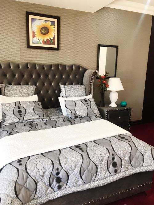 5 Piece comforter