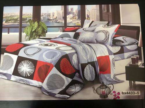 6 Piece Queen Size Duvet cover
