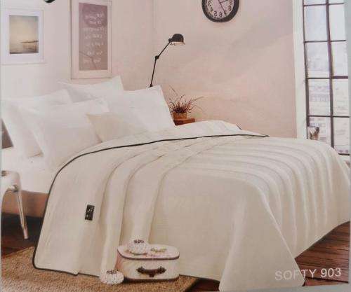 KING SIZE QUILTS (5 colours to choose from)