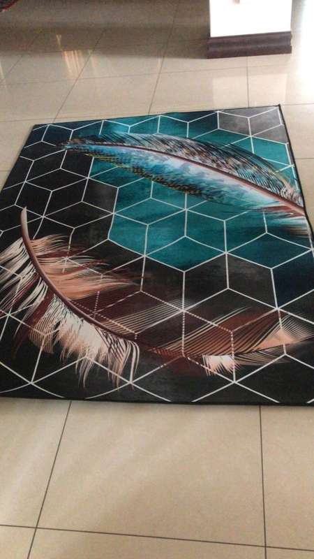 BEAUTIFUL CARPETS !!! A MUST HAVE !!
