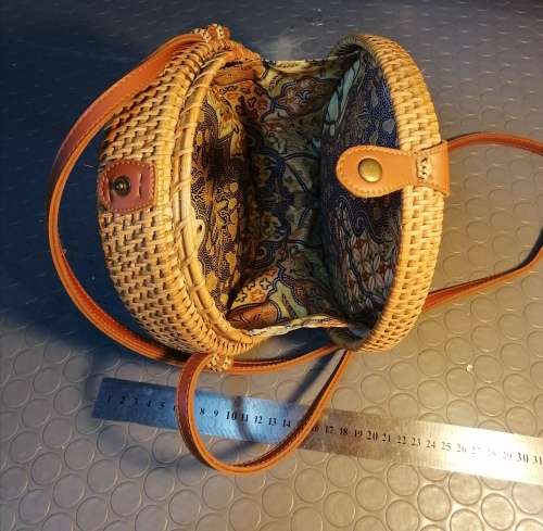 Amazing  Handmade Handbag (Like new)