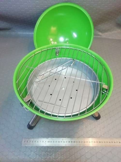 Small Bachelor Weber Type Braai (New never used)
