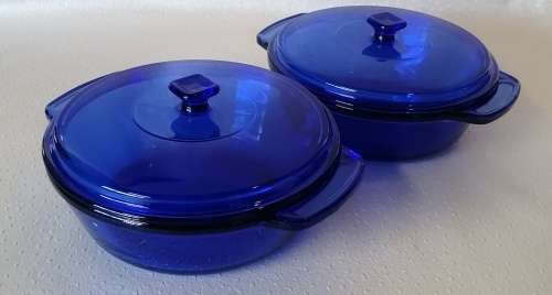 Amazing set of blue glass bowls