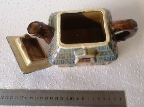 Stunning Vintage Handmade COTTAGE TEAPOT!!