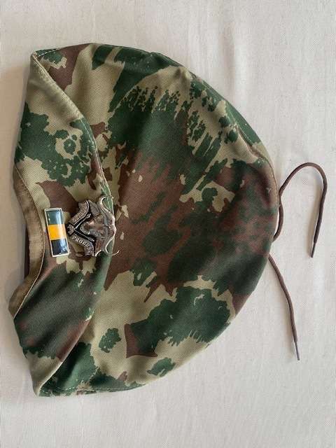 32 Battalion Beret with badge and bar