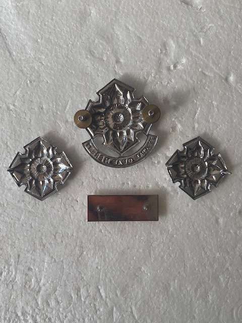 S.A. Army Women`s College Cap Badge Two Collar Badges and Bar. All Pins