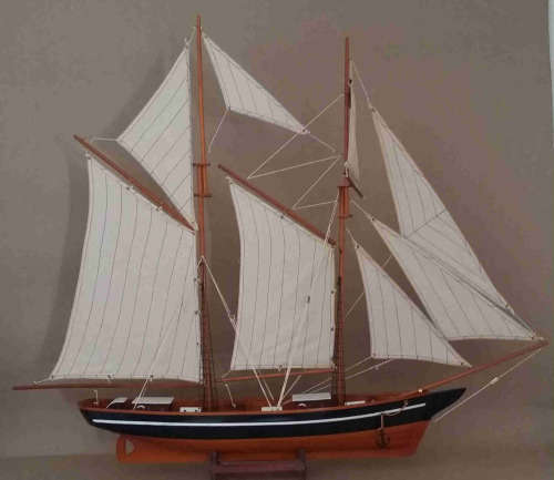 Yacht model , fantastic detail.                    bd11