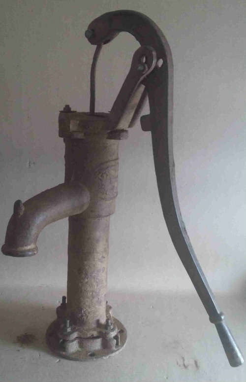 Well/bore hole pump. Really old no 3