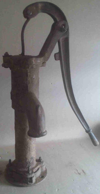 Well/bore hole pump. Really old no 3
