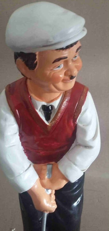 Golfer figurine. Heavy