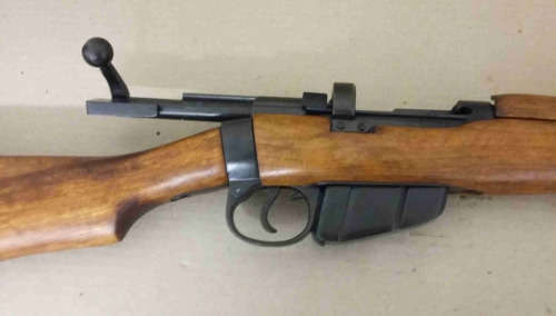 Lee-Enfield SMLE rifle. Non functional replica