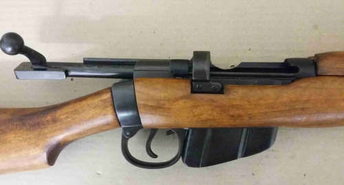 Lee-Enfield SMLE rifle. Non functional replica