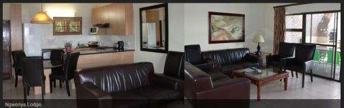 Ngwenya Lodge on the river 1st - 8th December 2 rooms sleeps 6