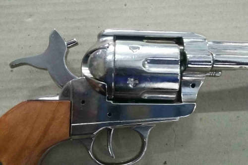 .45 Caliber Cavalry Revolver + Leather Holster + Catridge Belt. Replica pistol.
