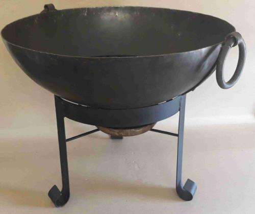 Fireplace. Kadai patio fire pit. 62cm diameter.