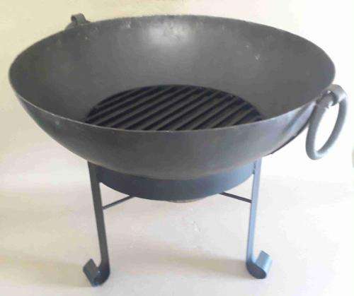 Fireplace. Kadai patio fire pit. 62cm diameter.