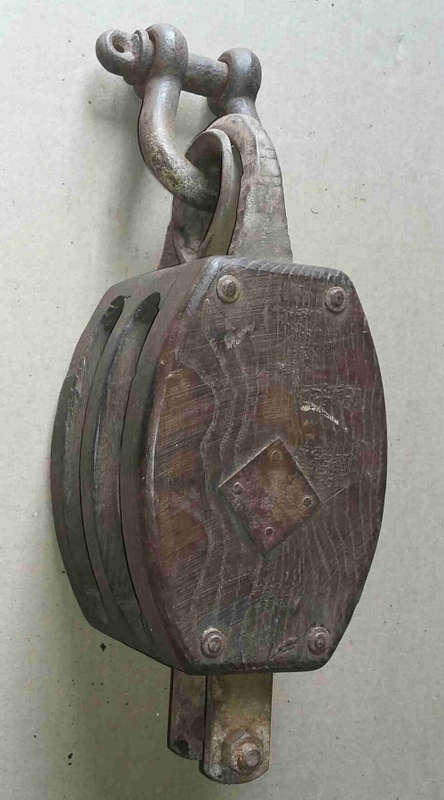 Ship sail rigging pulley