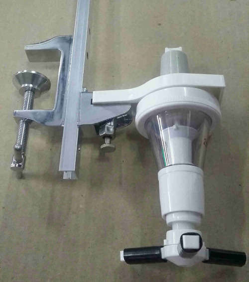 Single mounted  commercial optic spirit dispenser.
