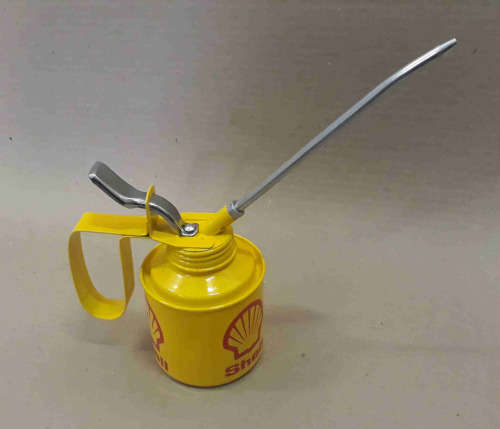 Shell oil metal applicator