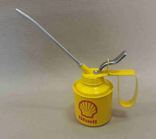 Shell oil metal applicator