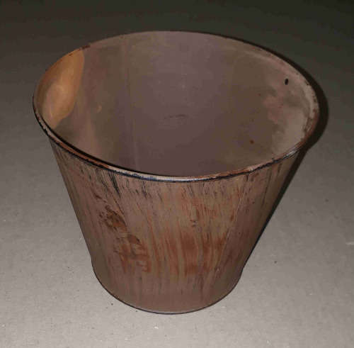 Garden. Wall hanging flower pot holder.