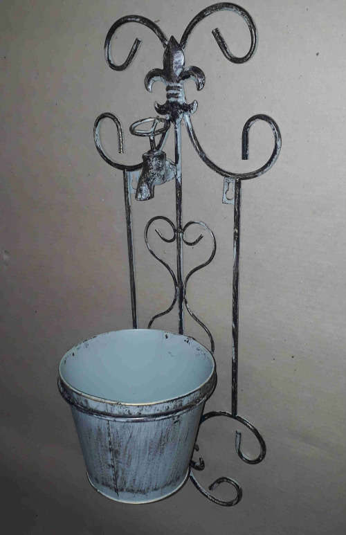 Garden. Retro wall hanging flower pot holder.