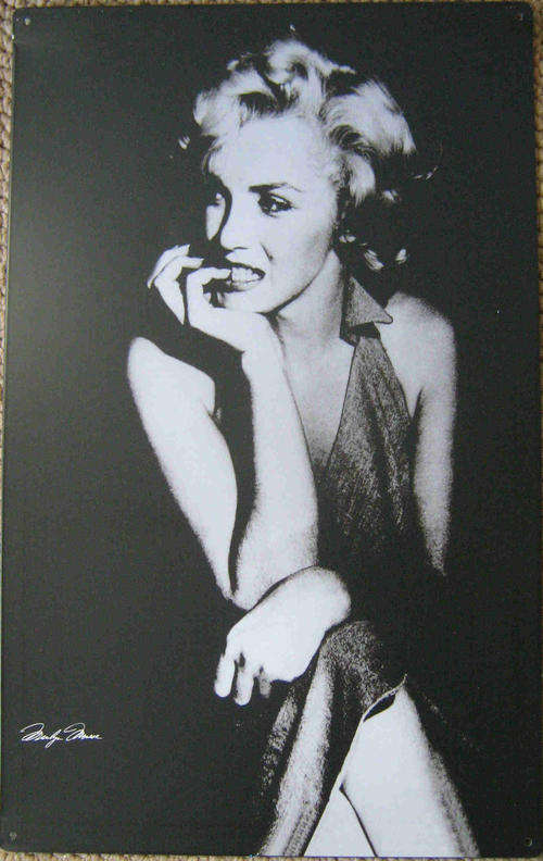 Marilyn Monroe vintage style metal sign