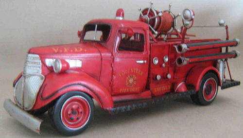 Fire engine. Chevy 1/24 scale. fantastic detail.1941 model