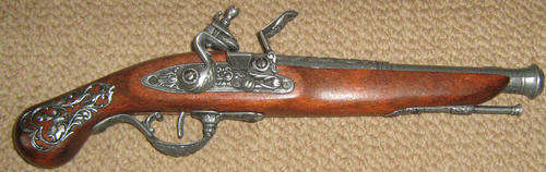 Pistol. Flintlock English 18th centuary. Replica non functional
