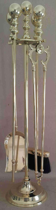 Fireplace. 5pcs solid brass fireplace Italian made  ball handle companion se