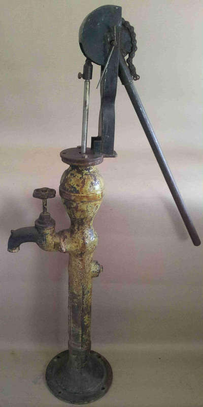 Well/bore hole pump