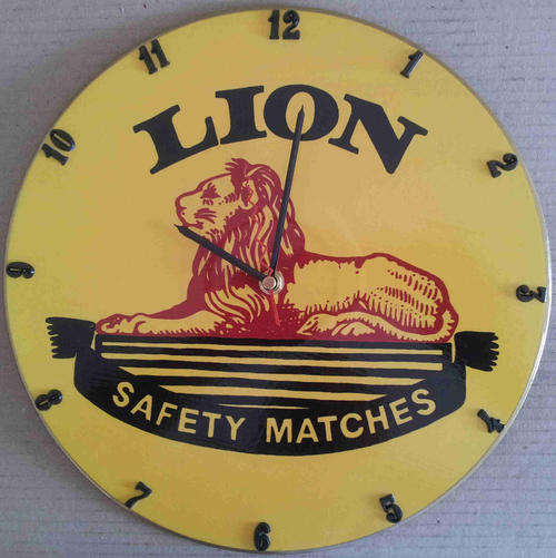 Lion match vinyl clock