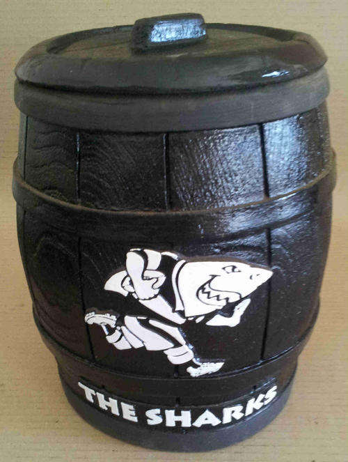 Ice bucket. Sharks                                                                         bw11