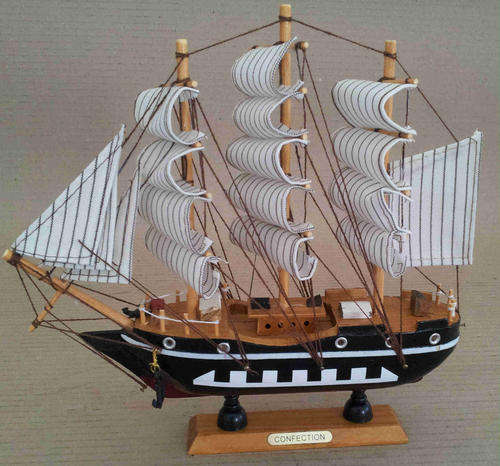 Ship, model wood ship, great detail.                                            bd11