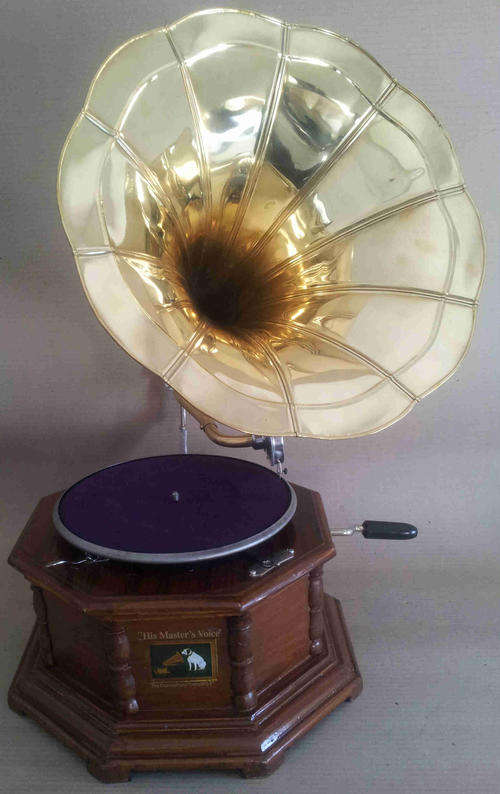 Gramophone His Masters Voice. Anticquated (please scroll down)       nb14