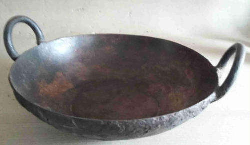 Iron wok