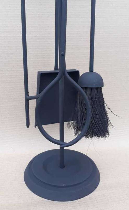 5pcs Cast Iron Companion set with scissors tong.