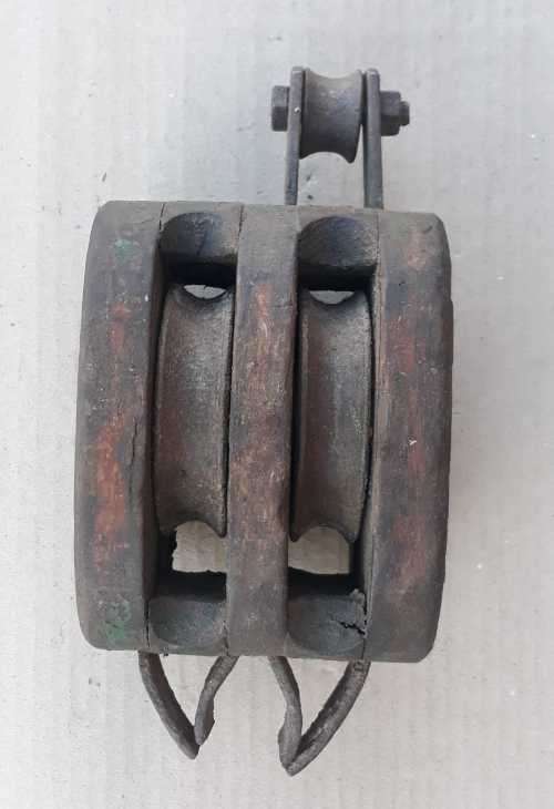Vintage Wooden double Pulley. OLD