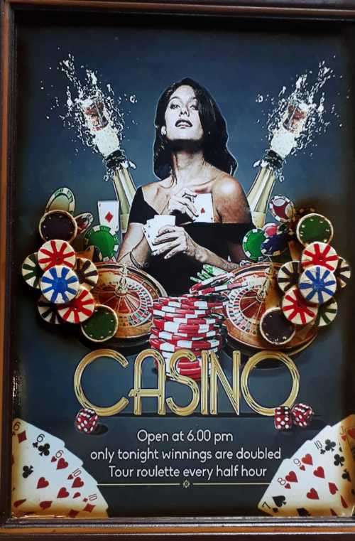 Casino lady wall plaque