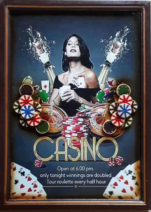 Casino lady wall plaque