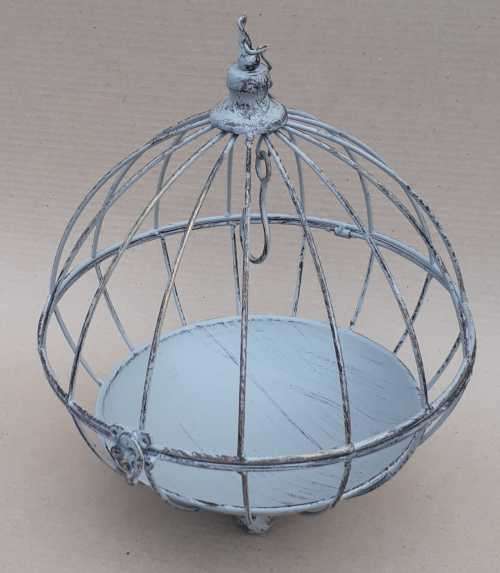 Garden. Hanging bird cage