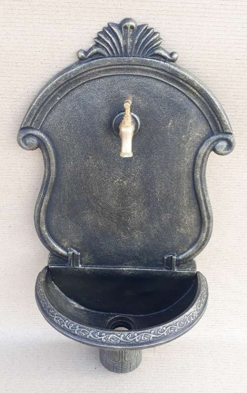 Wall Mounted Water Fountain