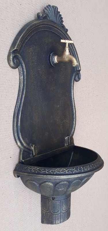 Wall Mounted Water Fountain
