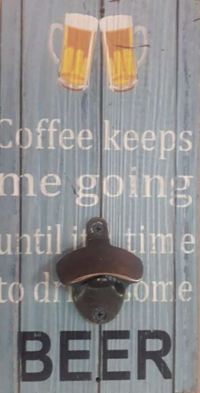 Beer Wall Plaque beer Bottle Cap Opener